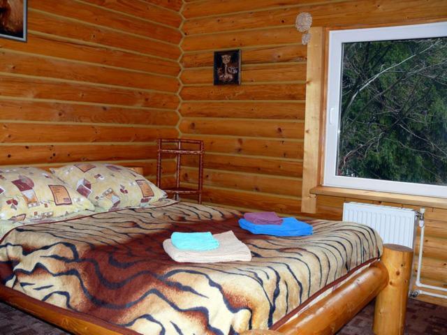 Villa Троє Поросят à Slavsko Extérieur photo